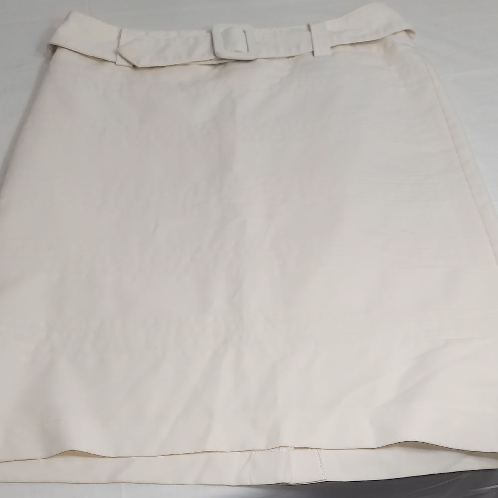 Larry Levine Cream A-Line Mini Skirt Work